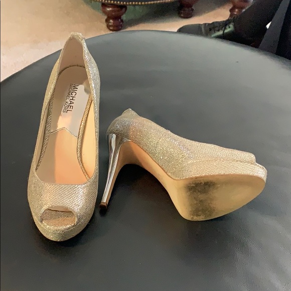 MICHAEL Michael Kors heels - Picture 3 of 4